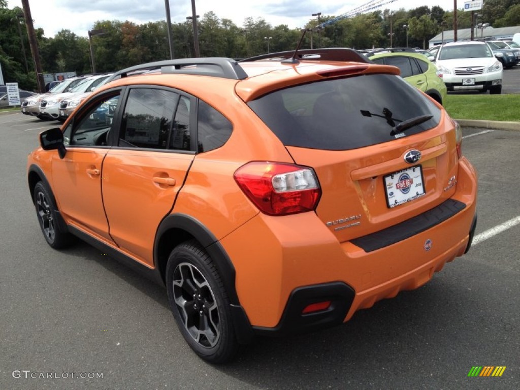 2014 XV Crosstrek 2.0i Limited - Tangerine Orange Pearl / Black photo #4
