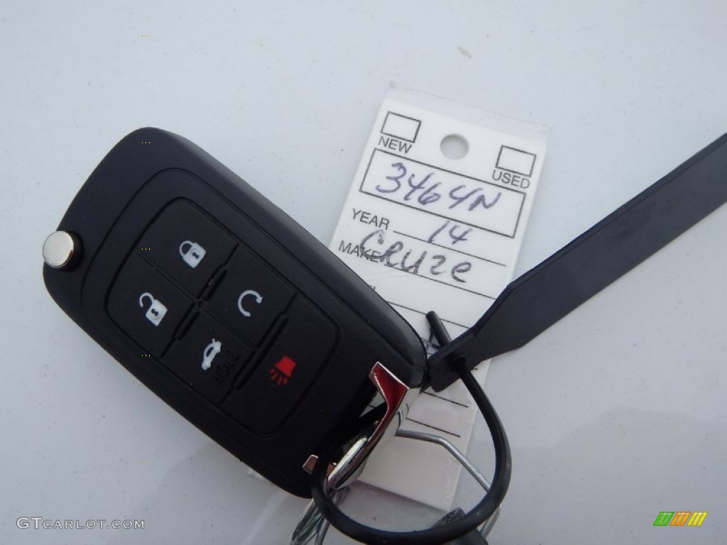 2014 Cruze LT - Summit White / Jet Black/Sport Red photo #11