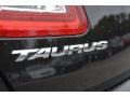 Tuxedo Black - Taurus SEL Photo No. 21