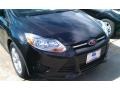 Tuxedo Black - Focus SE Sedan Photo No. 2