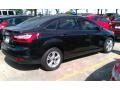 Tuxedo Black - Focus SE Sedan Photo No. 4