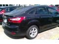Tuxedo Black - Focus SE Sedan Photo No. 5