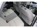 Oxford White - Focus SE 5-Door Photo No. 26