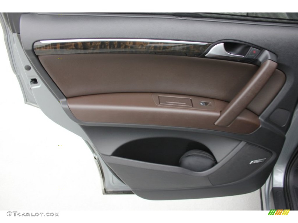 2007 Audi Q7 4.2 quattro Espresso Brown Door Panel Photo #97617223