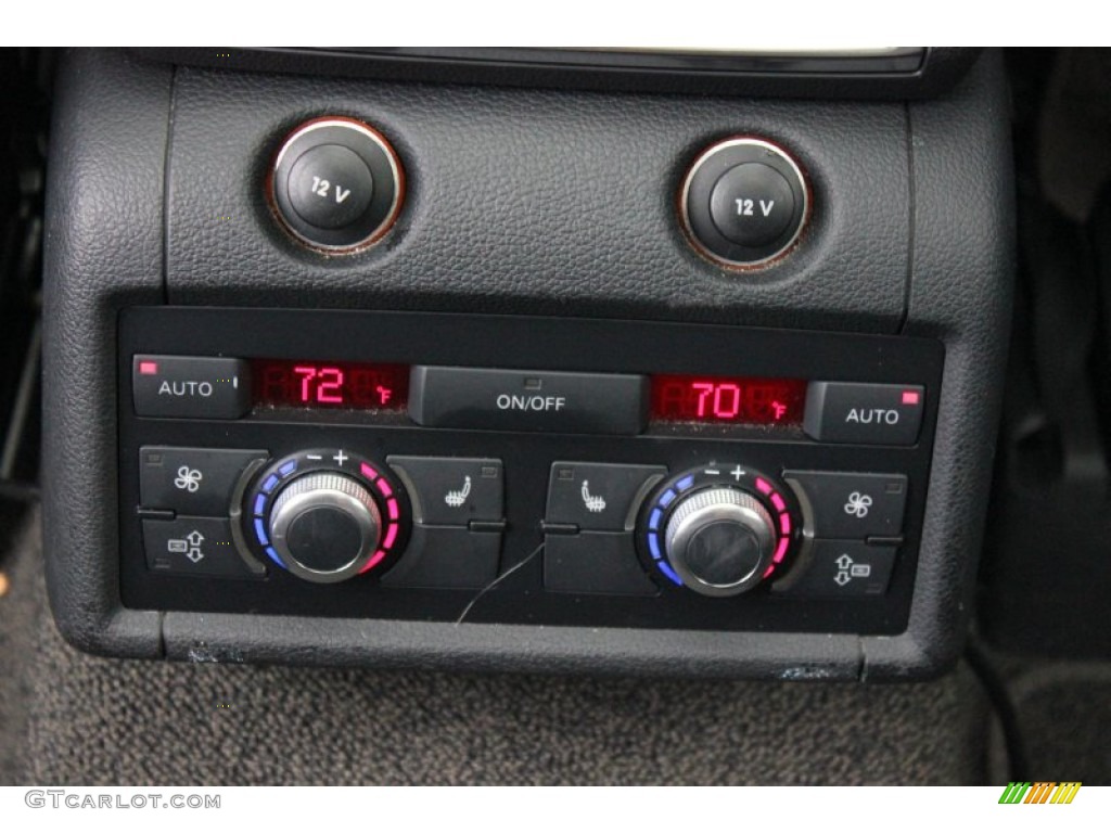 2007 Audi Q7 4.2 quattro Controls Photos