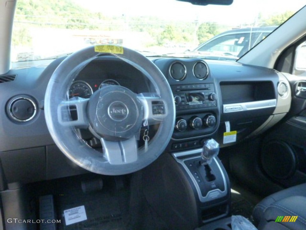 2015 Jeep Compass Latitude 4x4 Dashboard Photos