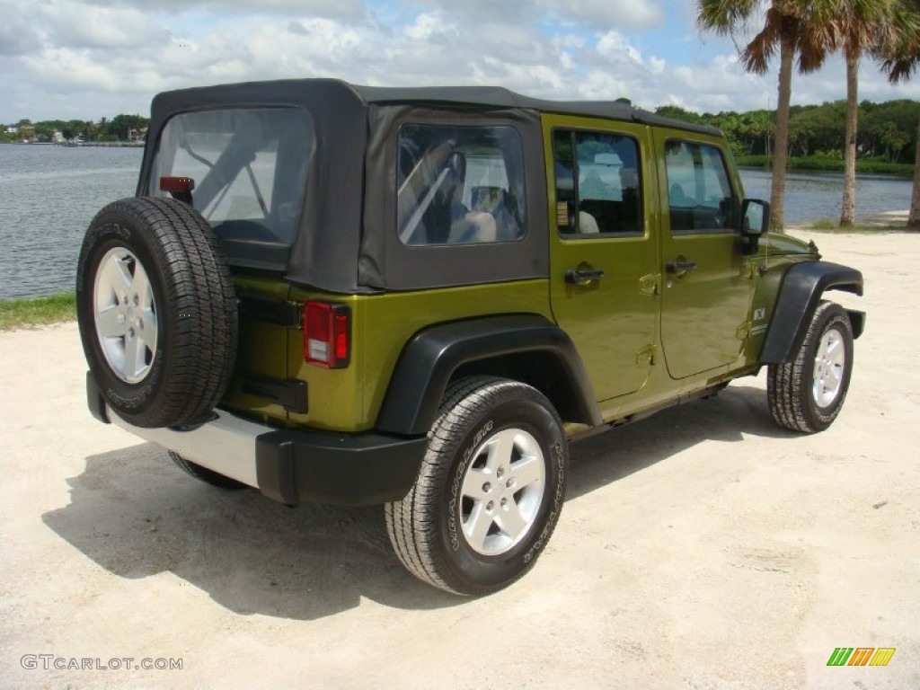 2007 Wrangler Unlimited X 4x4 - Rescue Green Metallic / Dark Slate Gray/Medium Slate Gray photo #7