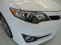 2014 Super White Toyota Camry SE  photo #4