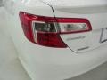 2014 Super White Toyota Camry SE  photo #9