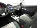 2014 Super White Toyota Camry SE  photo #27