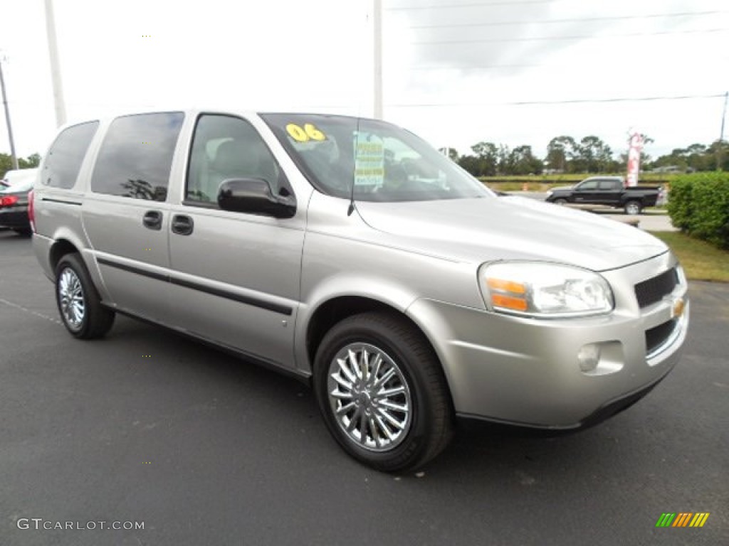 Silverstone Metallic 2006 Chevrolet Uplander LS Exterior Photo #97642180