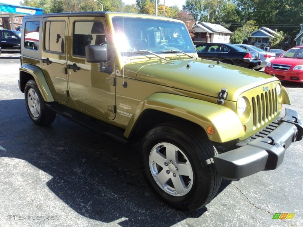 2007 Wrangler Unlimited Sahara 4x4 - Rescue Green Metallic / Dark Slate Gray/Medium Slate Gray photo #4