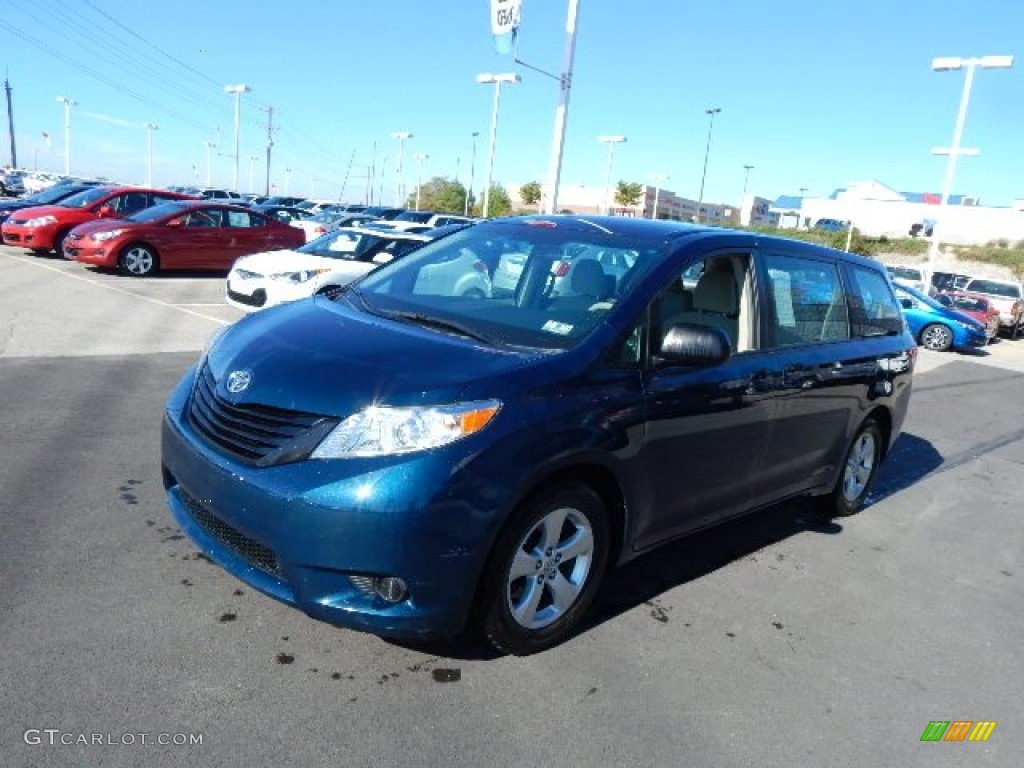 2011 Sienna V6 - South Pacific Blue Pearl / Bisque photo #5