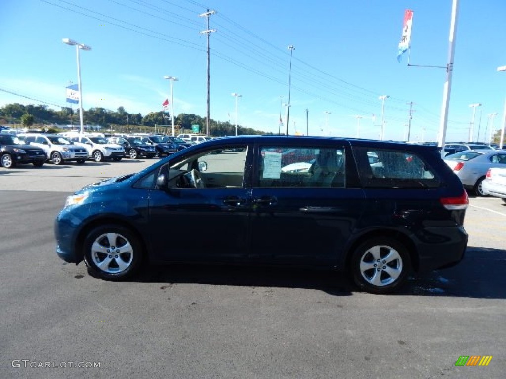 2011 Sienna V6 - South Pacific Blue Pearl / Bisque photo #6