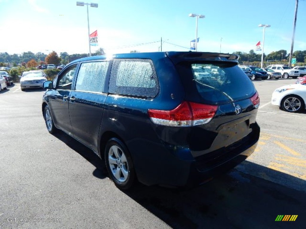 2011 Sienna V6 - South Pacific Blue Pearl / Bisque photo #7