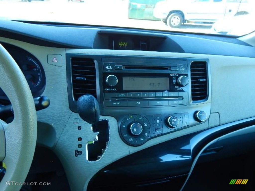 2011 Sienna V6 - South Pacific Blue Pearl / Bisque photo #14