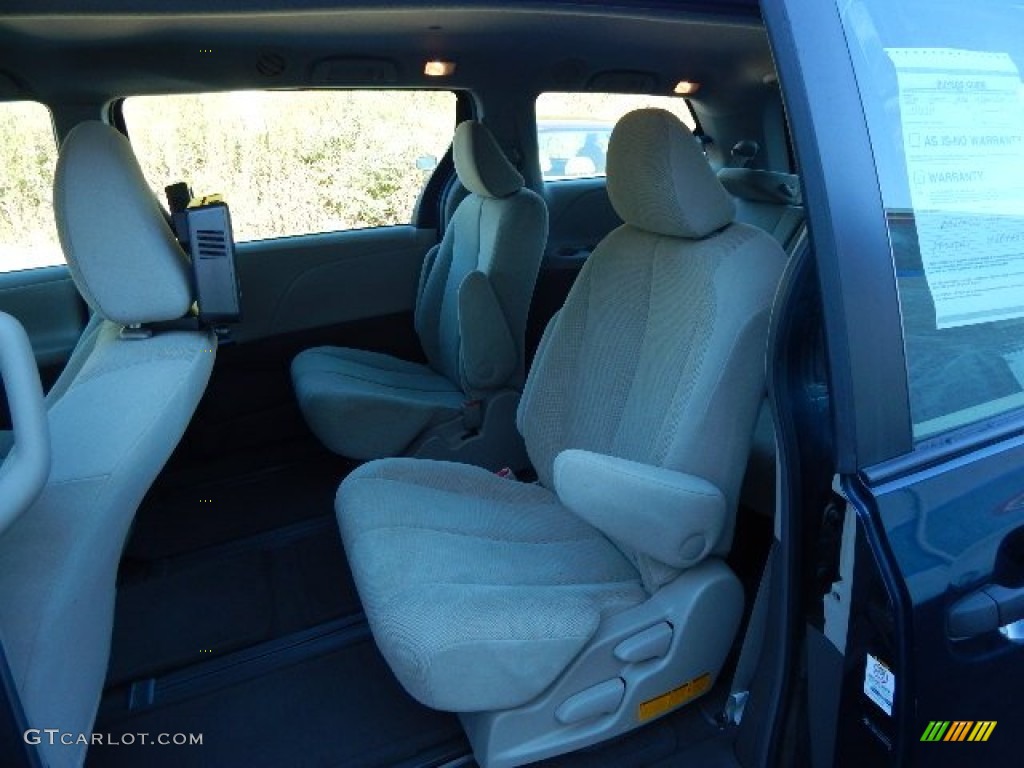 2011 Sienna V6 - South Pacific Blue Pearl / Bisque photo #16