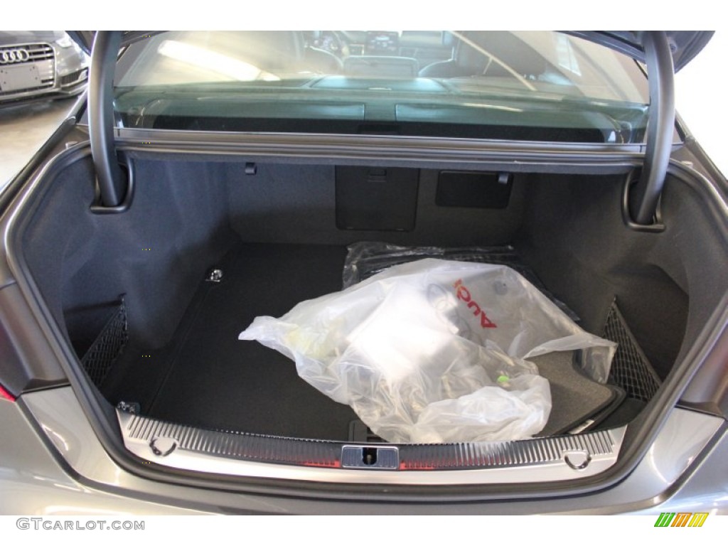 2015 Audi S8 quattro S Trunk Photo #97648455