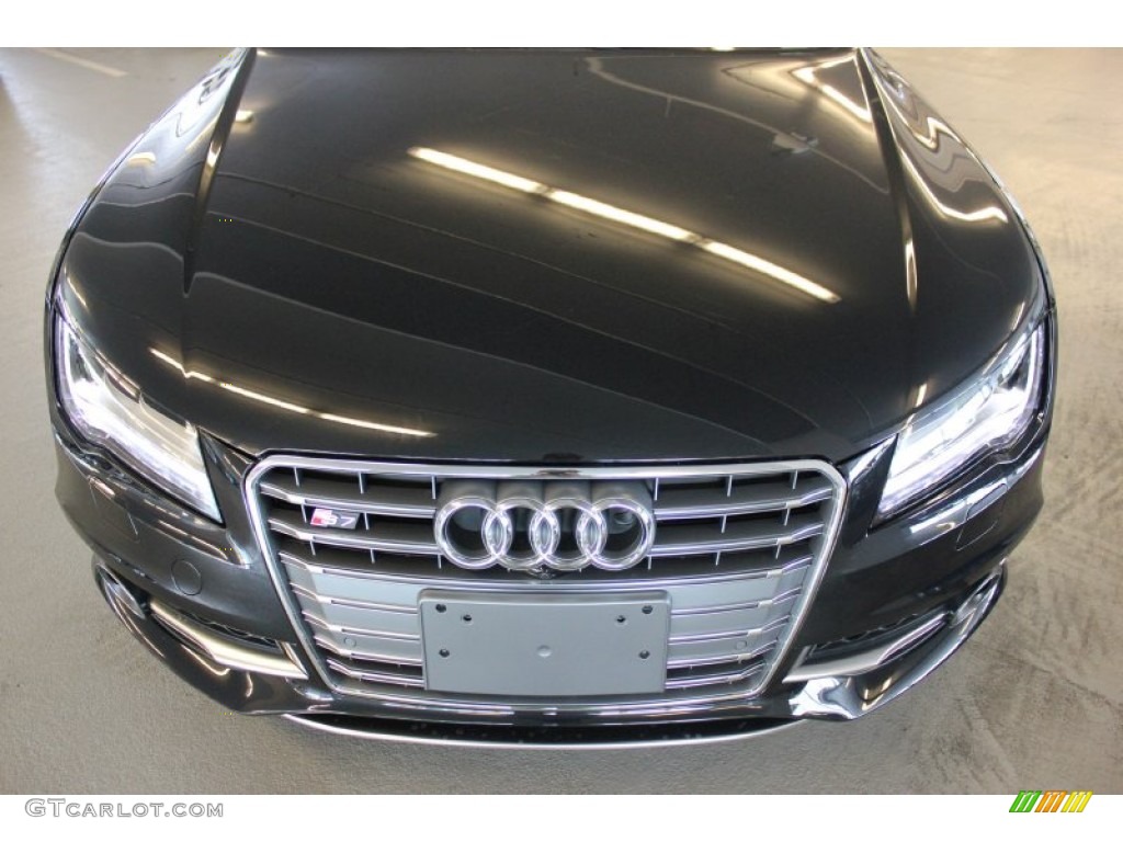2015 S7 4.0 TFSI quattro - Phantom Black Pearl / Lunar Silver Valcona w/Diamond Contrast Stitching photo #2