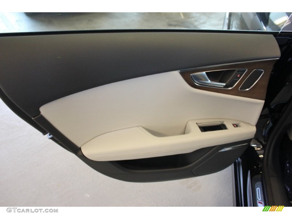 2015 Audi S7 4.0 TFSI quattro Lunar Silver Valcona w/Diamond Contrast Stitching Door Panel Photo #97649193