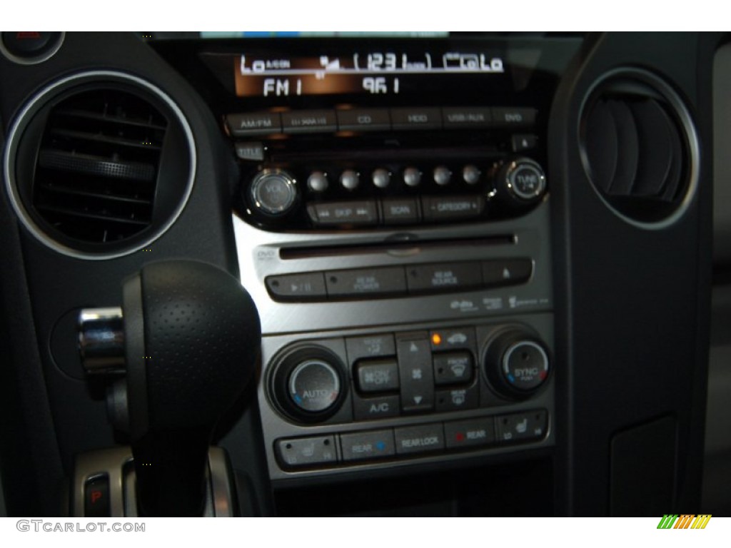 2015 Pilot Touring - Modern Steel Metallic / Gray photo #20