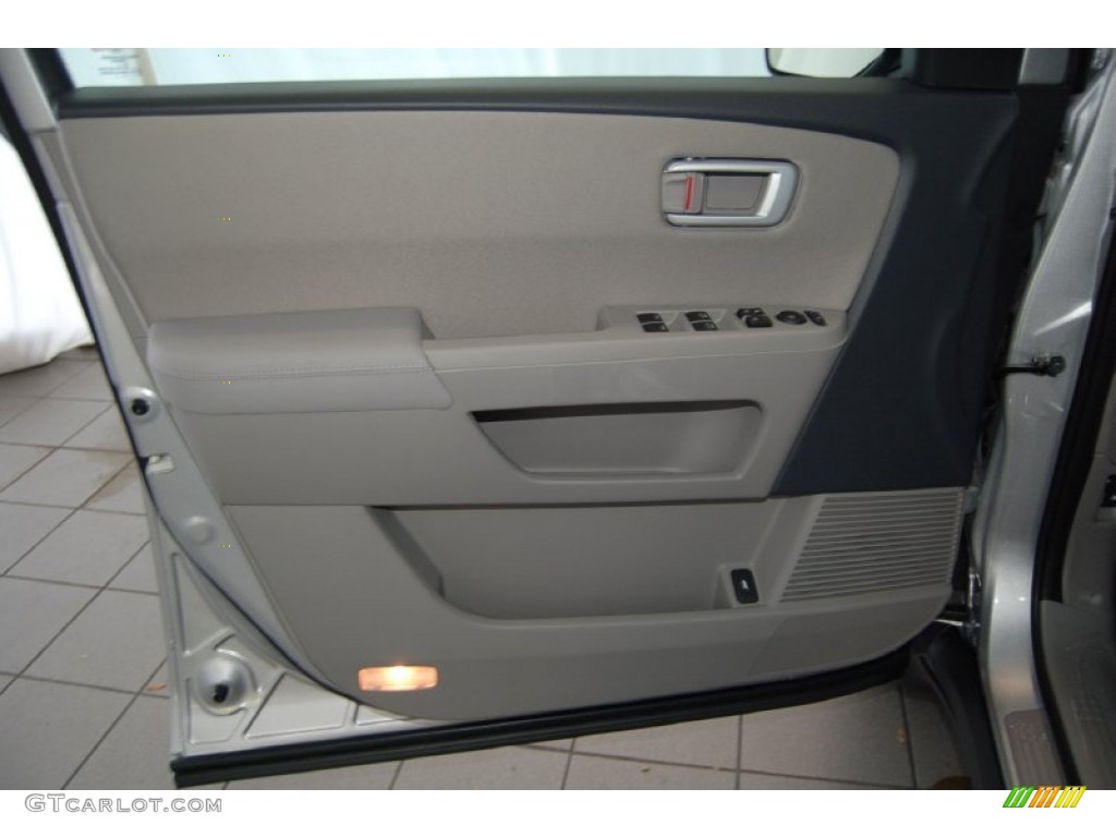 2015 Pilot LX - Alabaster Silver Metallic / Gray photo #11