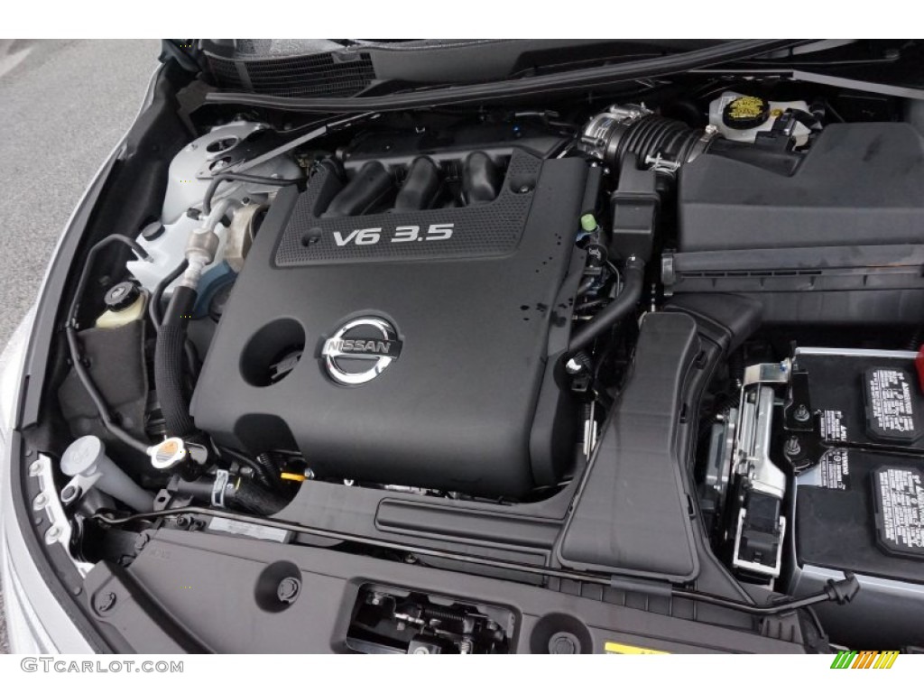 2015 Nissan Altima 3.5 SL Engine Photos