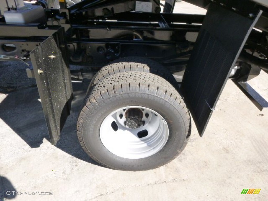 2015 Ford F350 Super Duty XL Regular Cab 4x4 Dump Truck Wheel Photo #97657425