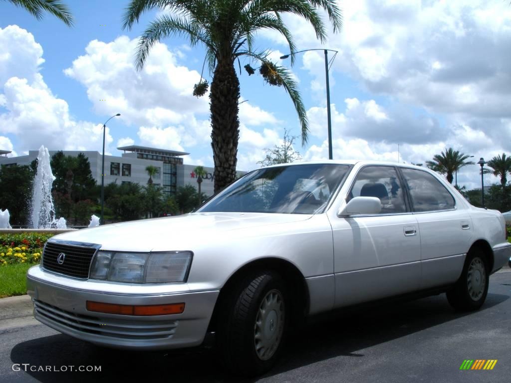 1991 LS 400 - Diamond White Pearl Metallic / Dark Gray photo #2