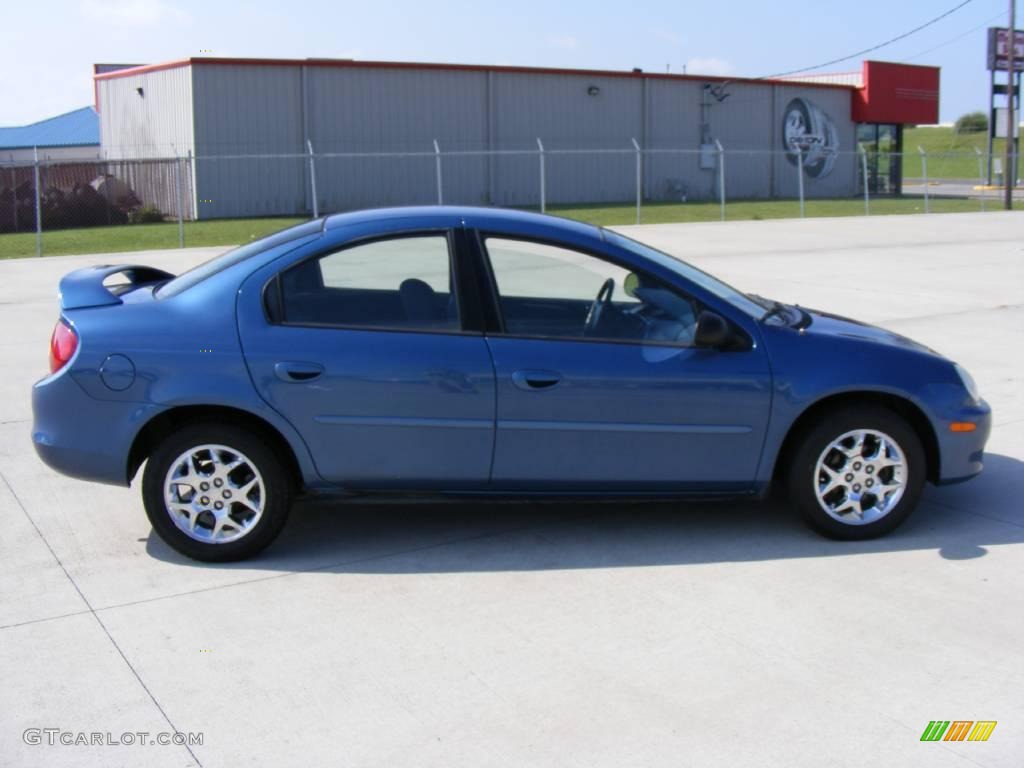 2002 Neon SXT - Atlantic Blue Pearl / Dark Slate Gray photo #2