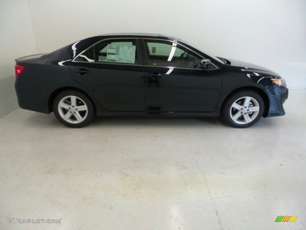 2014 Camry SE - Cosmic Gray Metallic / Black/Ash photo #1