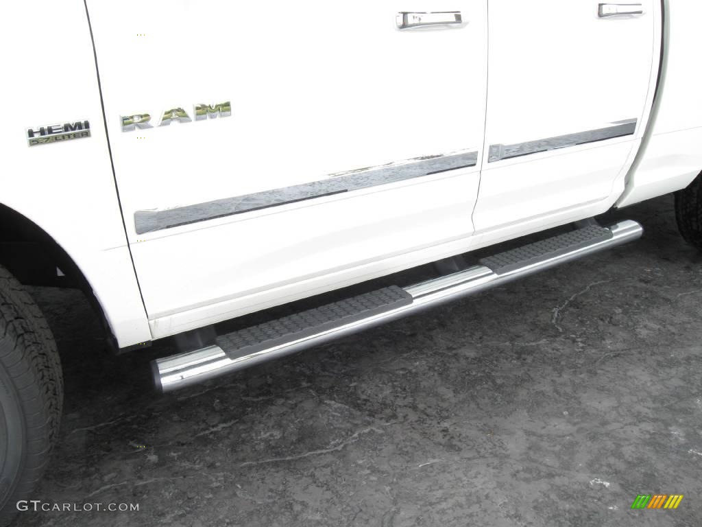 2009 Ram 1500 SLT Quad Cab - Stone White / Dark Slate/Medium Graystone photo #6