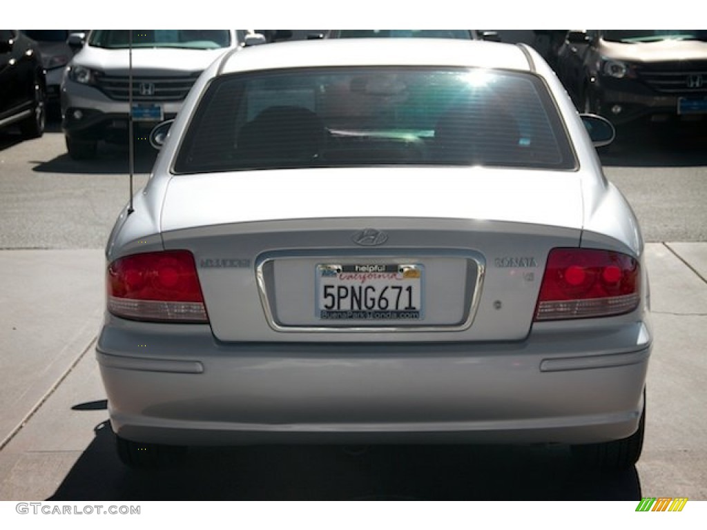 2004 Sonata LX - Brilliant Silver / Black photo #10