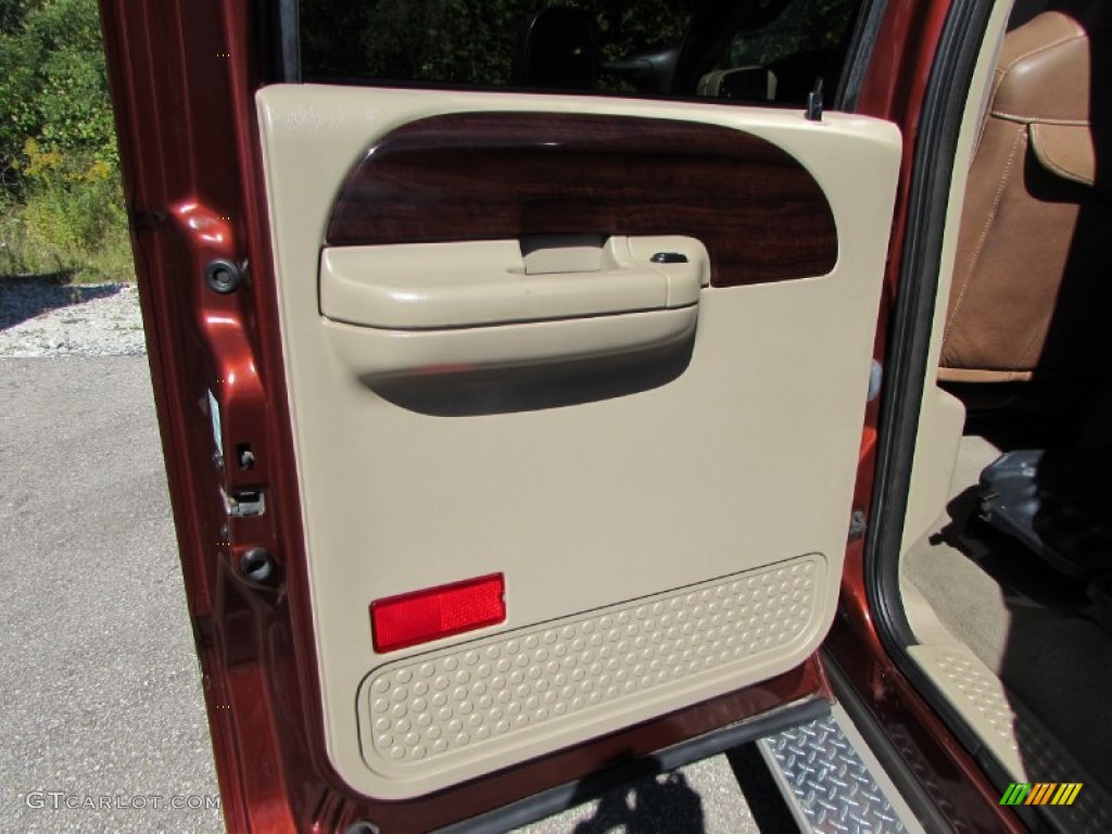 2005 F350 Super Duty King Ranch Crew Cab 4x4 - Dark Copper Metallic / Tan photo #29