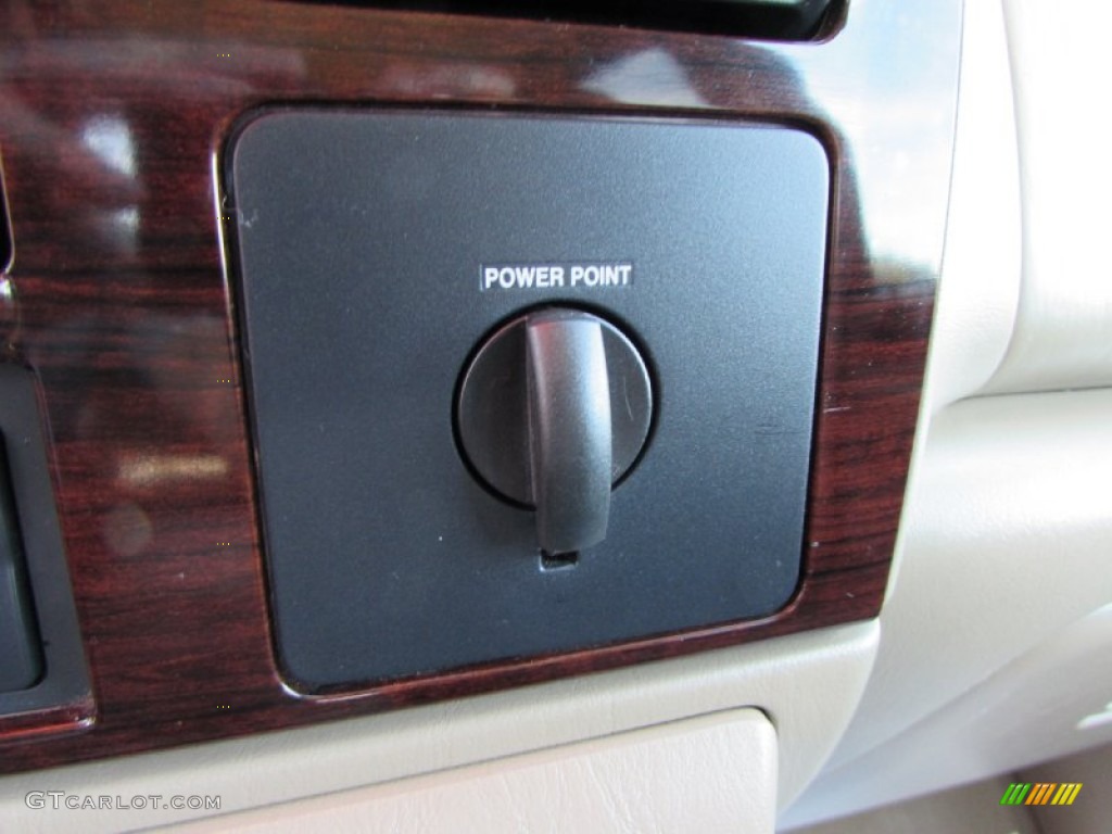 2005 F350 Super Duty King Ranch Crew Cab 4x4 - Dark Copper Metallic / Tan photo #40