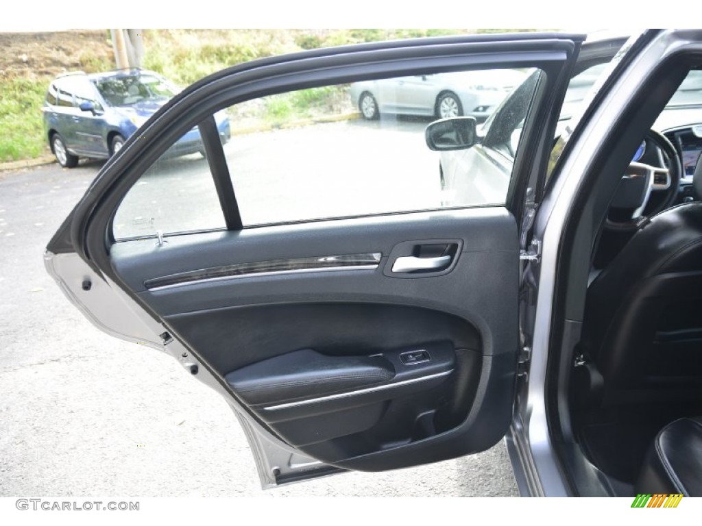 2013 300 C AWD - Billet Silver Metallic / Black photo #18