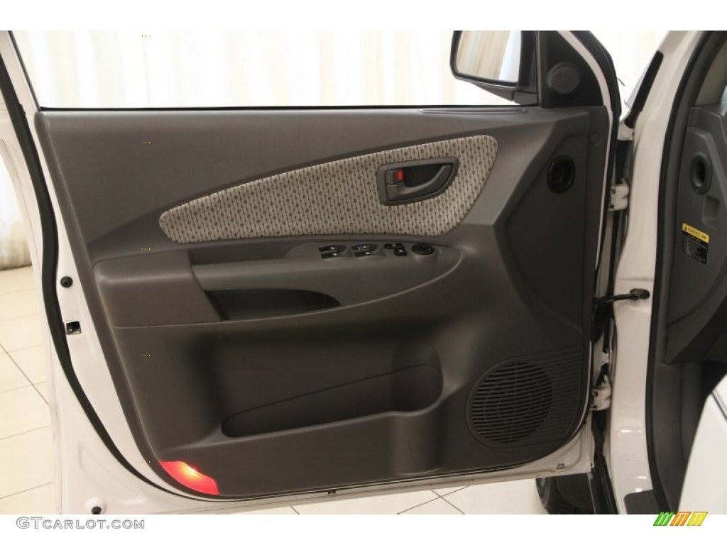 2005 Hyundai Tucson GLS V6 Gray Door Panel Photo #97688538