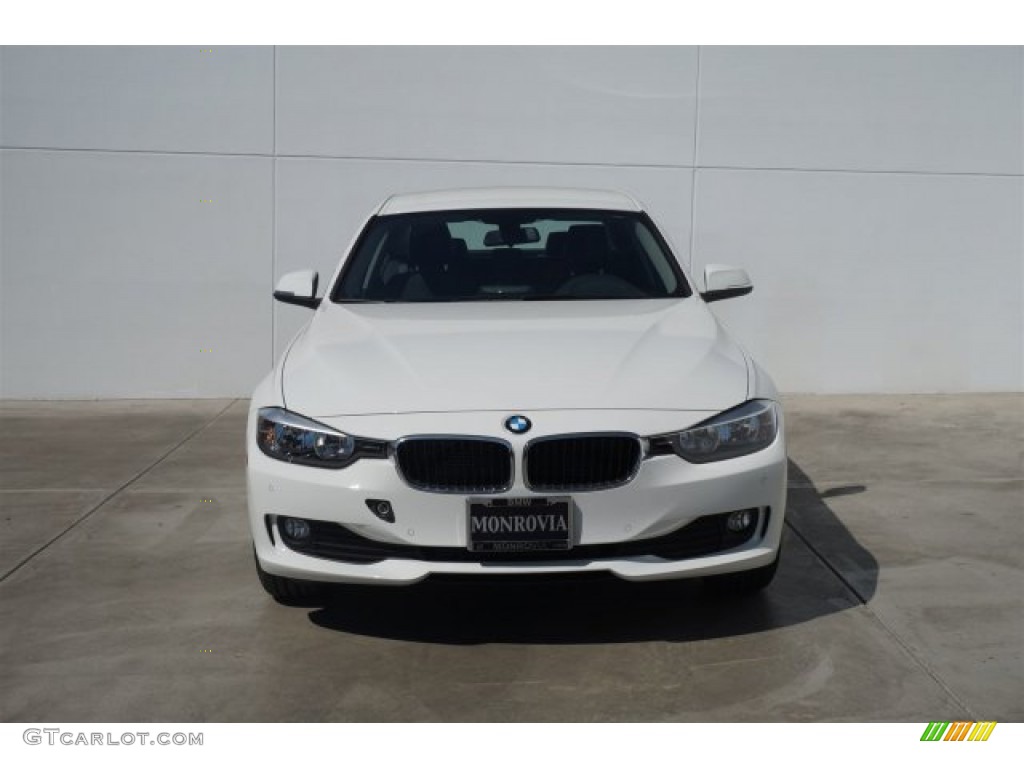 2015 3 Series 320i Sedan - Alpine White / Black photo #3