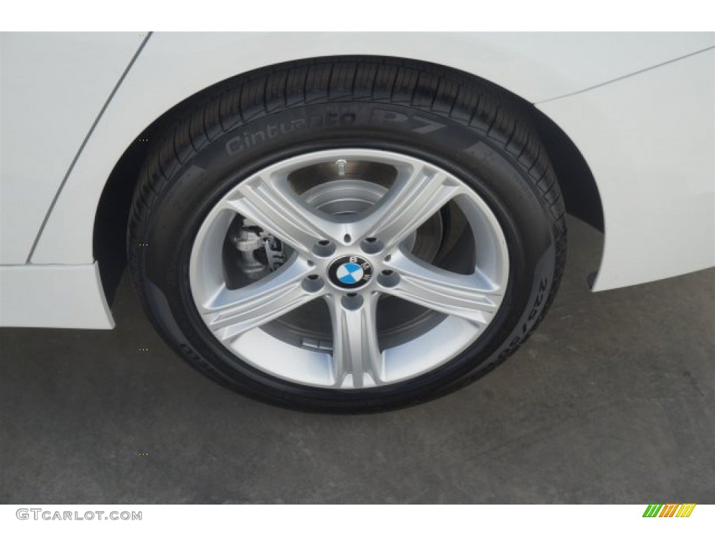 2015 3 Series 320i Sedan - Alpine White / Black photo #4