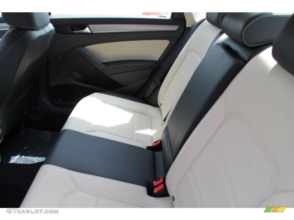 2015 Volkswagen Passat TDI SE Sedan Rear Seat Photos
