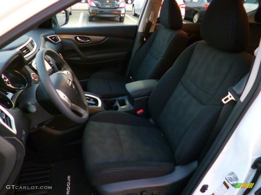 2015 Rogue SV AWD - Pearl White / Charcoal photo #15