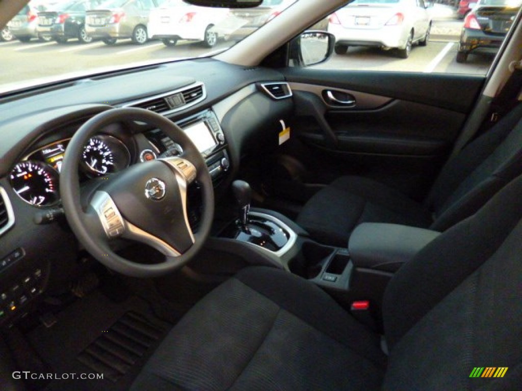 2015 Rogue SV AWD - Pearl White / Charcoal photo #16