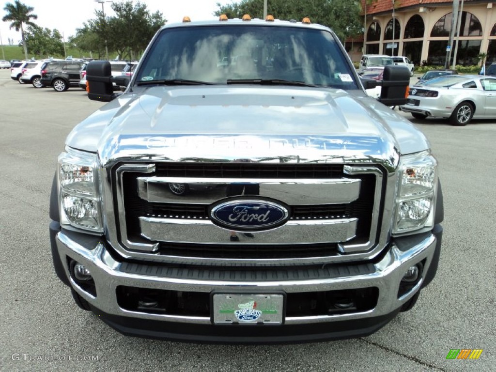 2015 F550 Super Duty Lariat Crew Cab 4x4 Chassis - Ingot Silver Metallic / Black photo #16