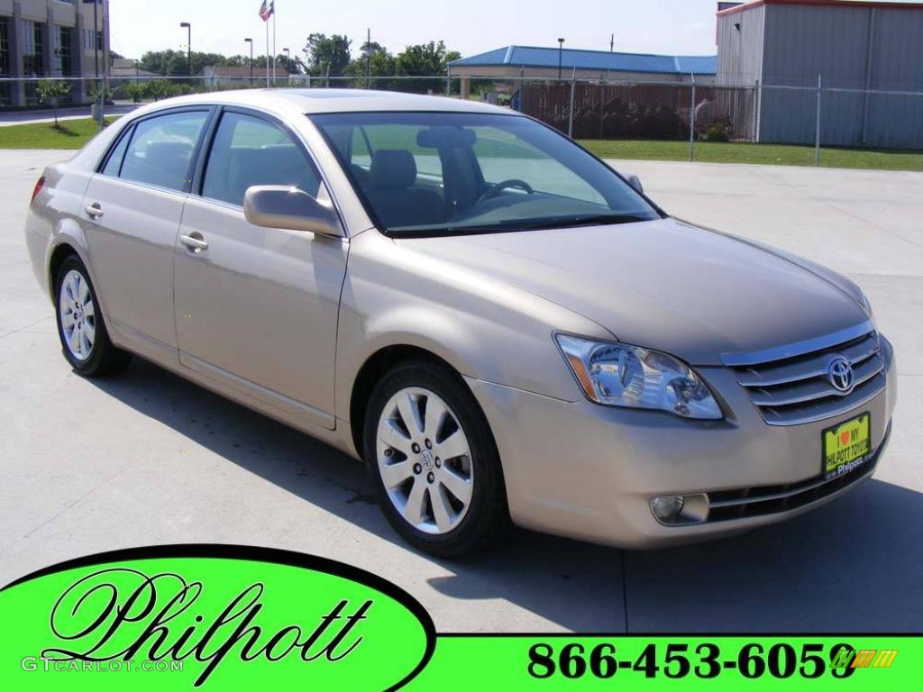 2007 Avalon XLS - Desert Sand Mica / Ivory photo #1