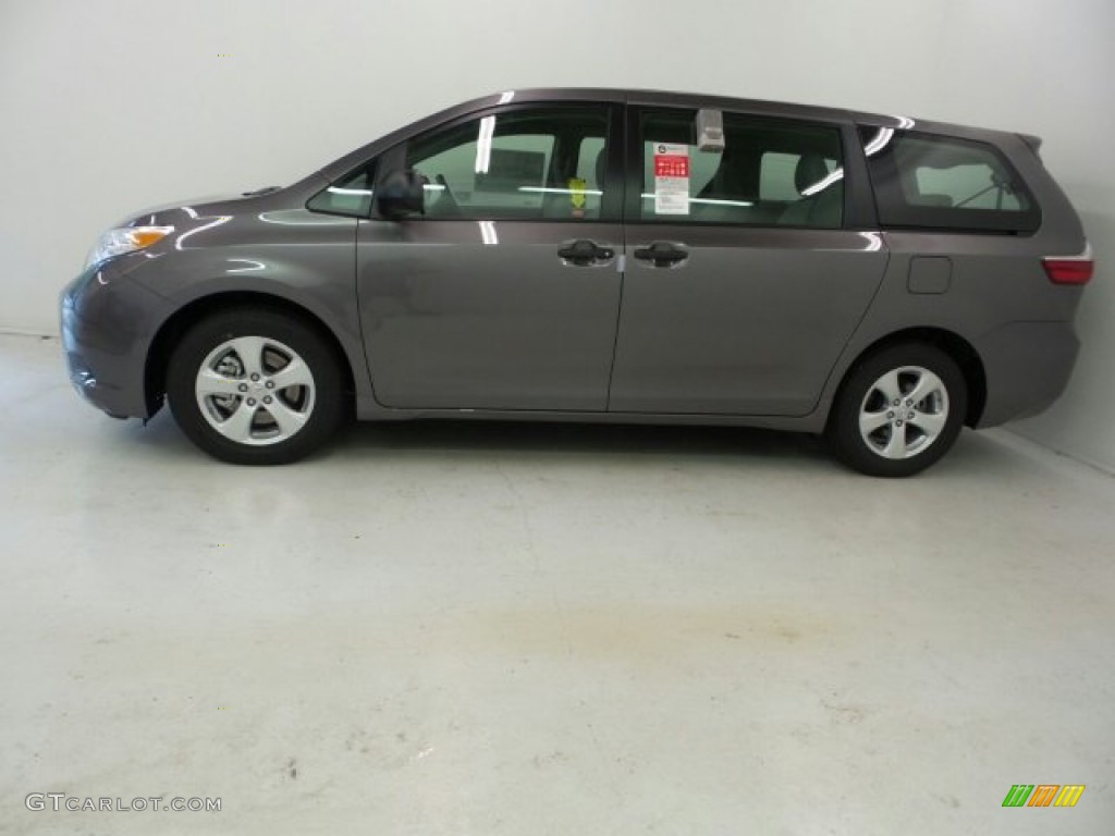 2015 Sienna L - Predawn Gray Mica / Ash photo #8