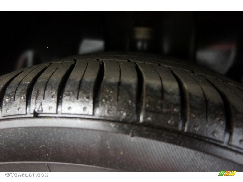 2008 C70 T5 - Solid Black / Calcite Cream photo #55