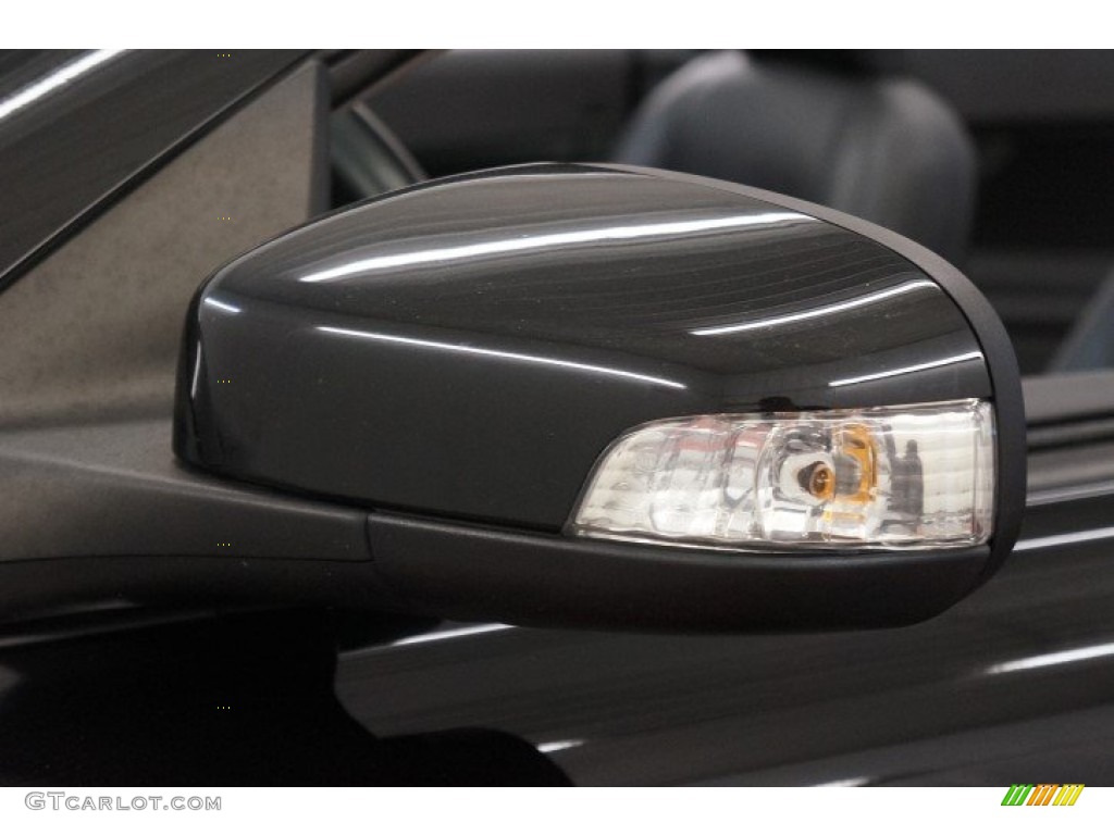 2008 C70 T5 - Solid Black / Calcite Cream photo #57