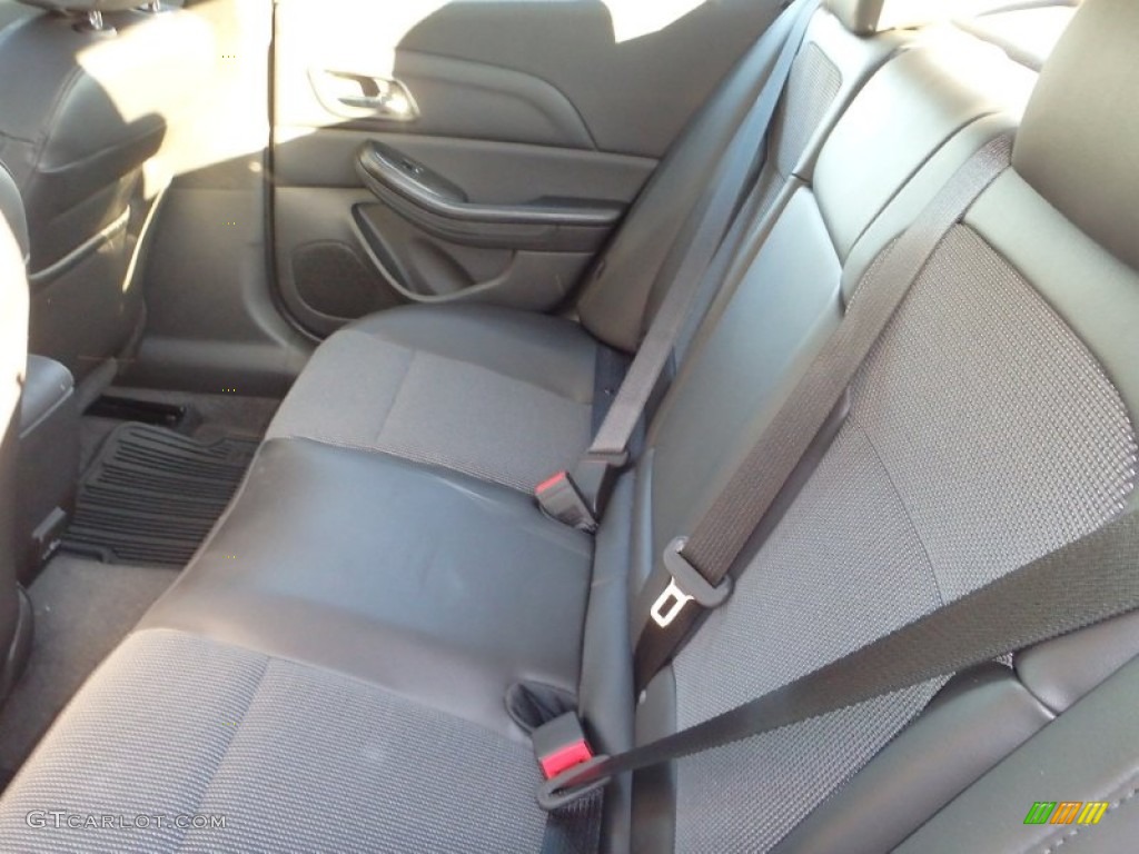 2015 Chevrolet Malibu LT Rear Seat Photo #97714932