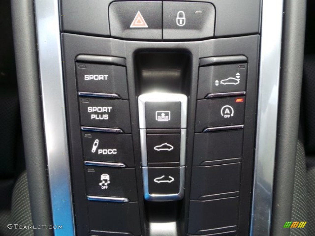 2015 Porsche 911 Turbo Coupe Controls Photo #97716630