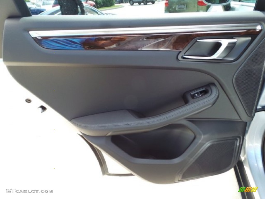 2015 Porsche Macan S Black Door Panel Photo #97717275